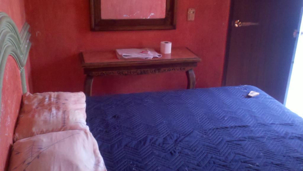 Hotel Casa De Huéspedes Hidalgo Tehuacán Habitación foto