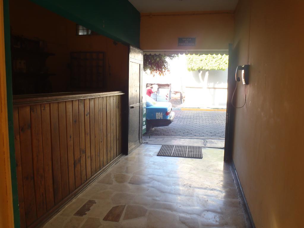 Hotel Casa De Huéspedes Hidalgo Tehuacán Exterior foto